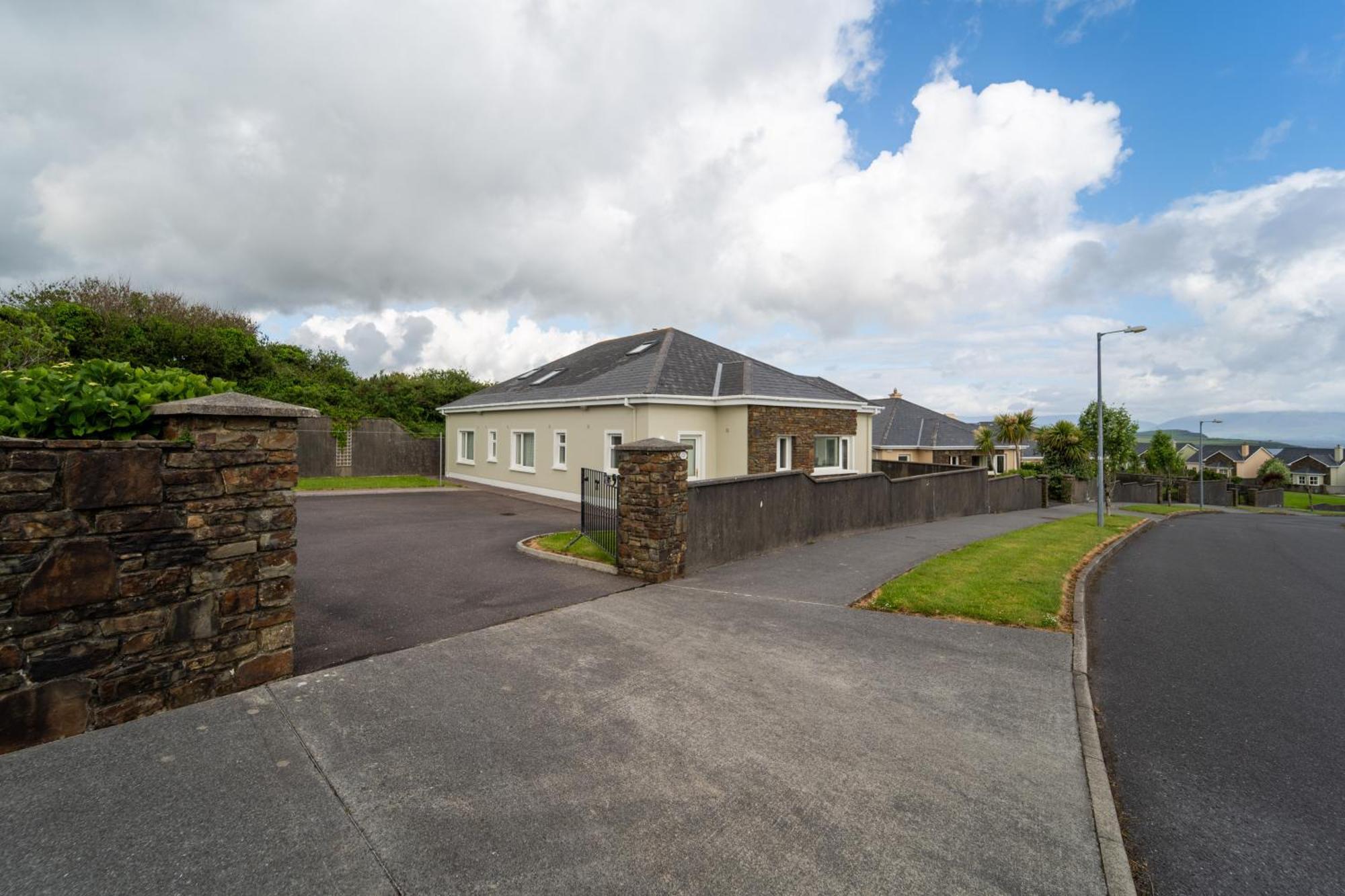 House 23 Ard Na Mara Villa Dingle Exterior photo